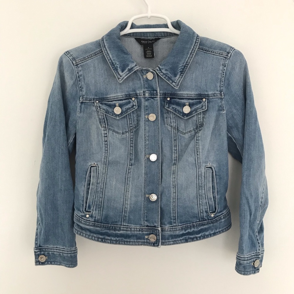 WHBM Size 4 Denim Crop Jean Jacket